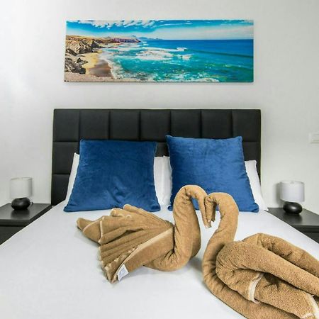 Apartamento Atenea San Bartolomé Extérieur photo