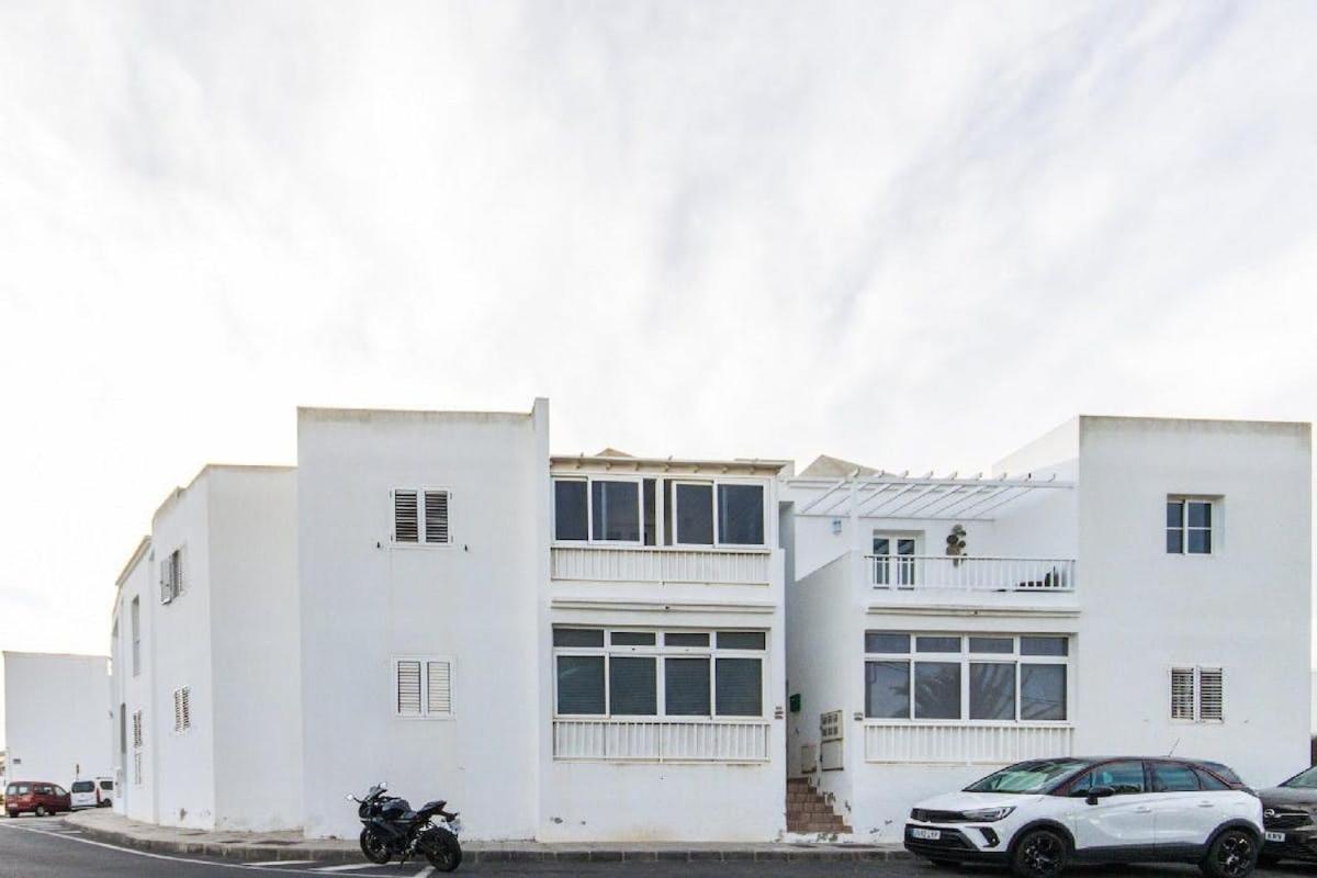 Apartamento Atenea San Bartolomé Extérieur photo